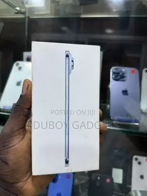 New Apple iPhone Air 256 GB Silver