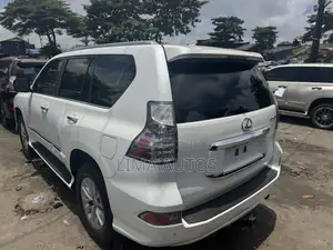 Lexus GX 460 Luxury 2016 White