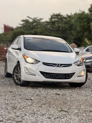 Hyundai Elantra SE Sedan FWD (1.8L 4cyl 6A) 2016 White