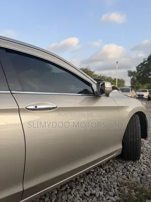 Honda Accord EX-L 4dr Sedan (2.4L 4cyl CVT) 2015 Gold