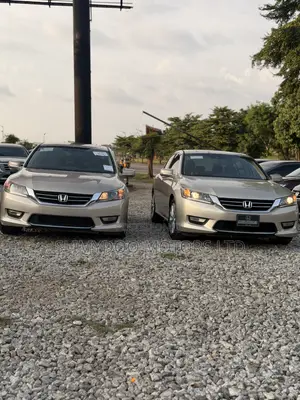 Honda Accord EX-L 4dr Sedan (2.4L 4cyl CVT) 2015 Gold