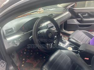 Volkswagen Passat 2.0 Sedan 2010 Black