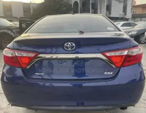 Toyota Camry XSE 4dr Sedan (2.5l 4cyl 6A) 2016 Blue