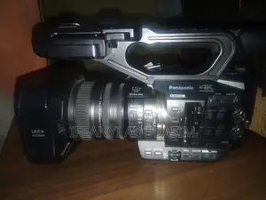 Panasonic AG-UX90