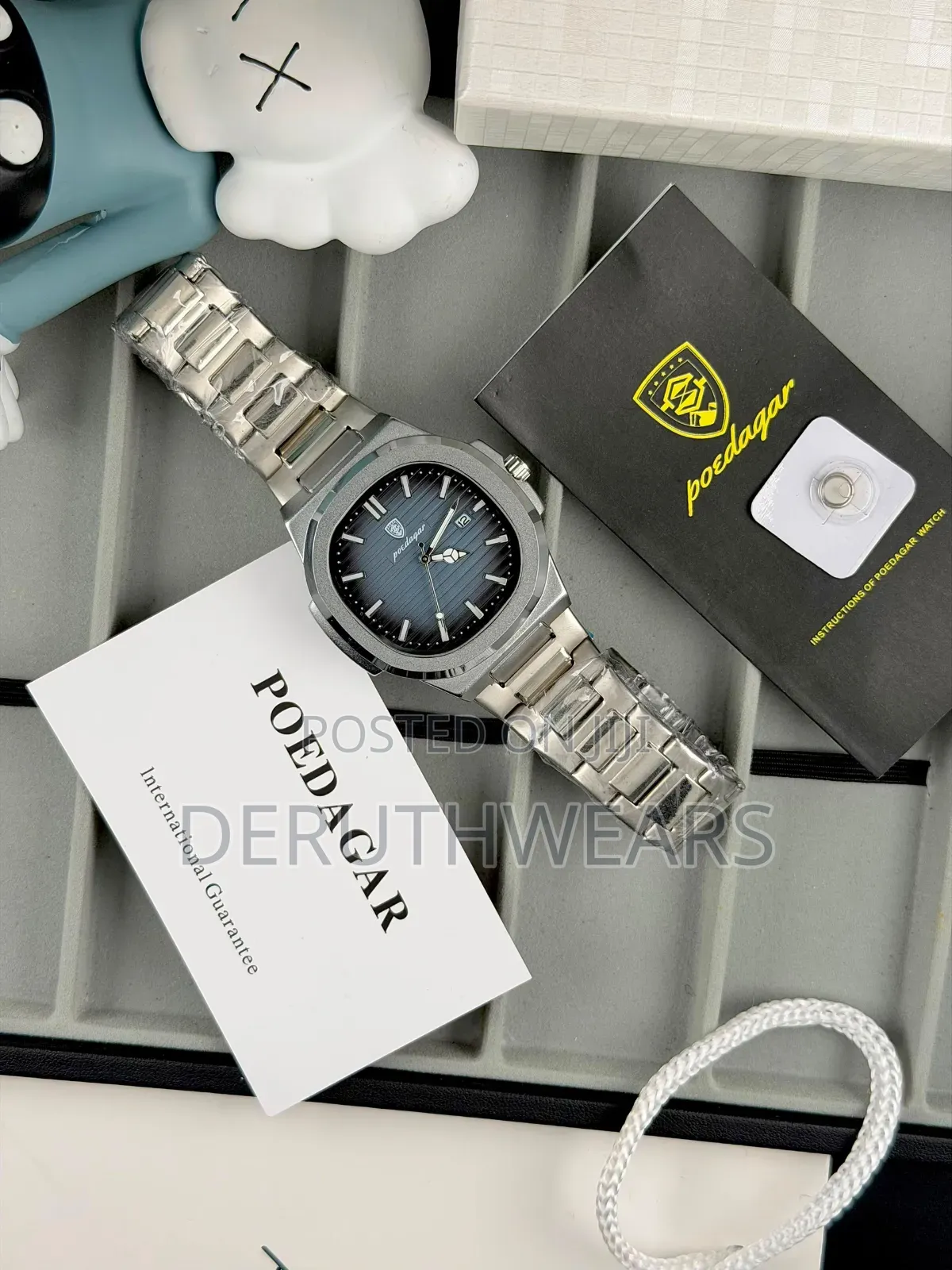 Poedagar Chain Watch