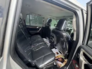 Lexus GX 460 Luxury 2017 Silver