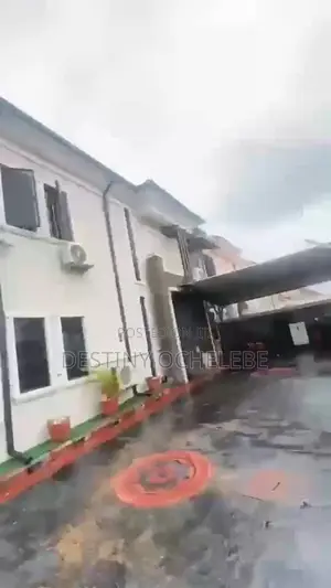 5bdrm Duplex in Galadimawa District for sale