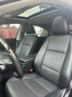 Lexus ES 2017 Blue