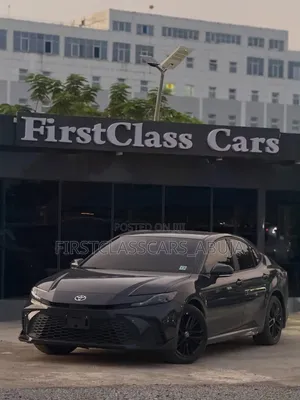 Toyota Camry SE 2024
