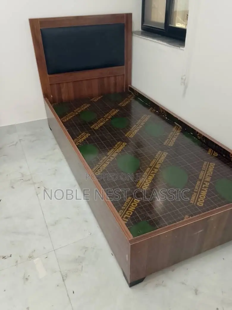 Bed Frame (6x3)
