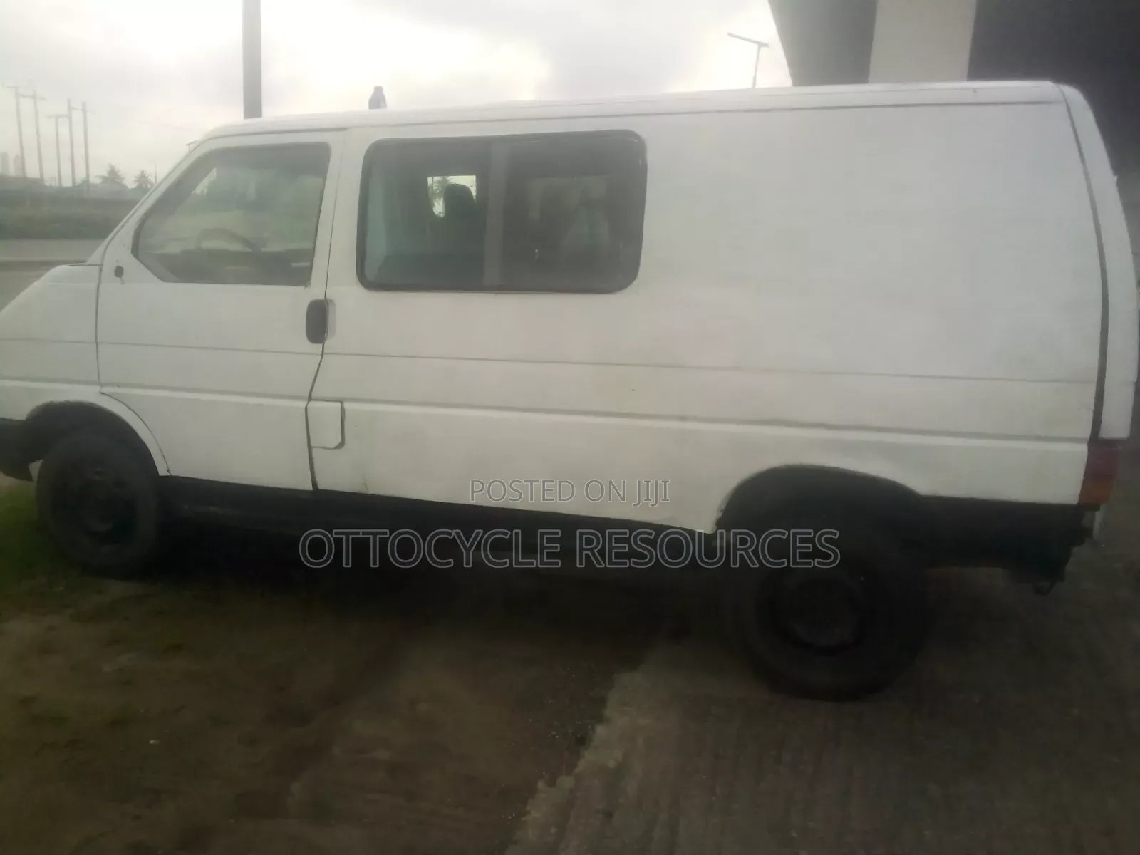 Volkswagen Transporter 1996 White