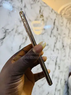 Apple iPhone XS Max 64 GB Gold