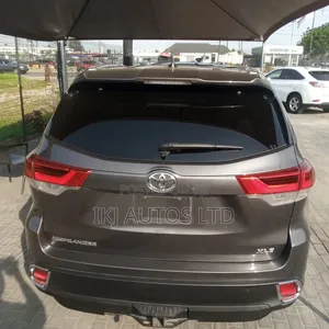 Toyota Highlander 2015 Beige