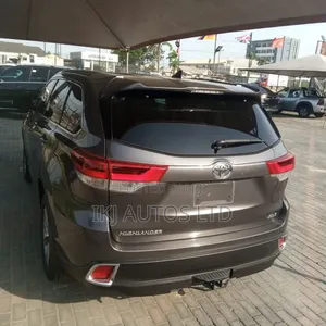 Toyota Highlander 2015 Beige