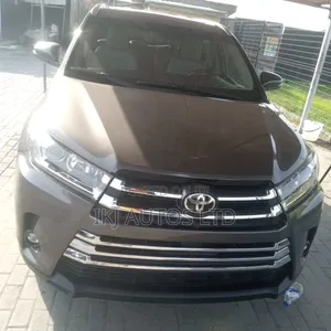 Toyota Highlander 2015 Beige