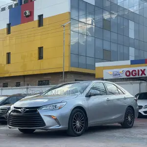 Toyota Camry XSE 4dr Sedan (2.5l 4cyl 6A) 2016 Silver
