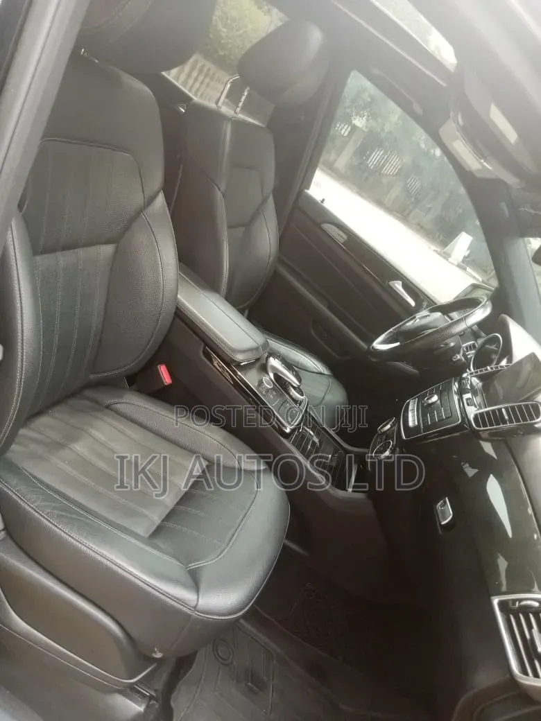 Mercedes-Benz GLE-Class 2018 Black