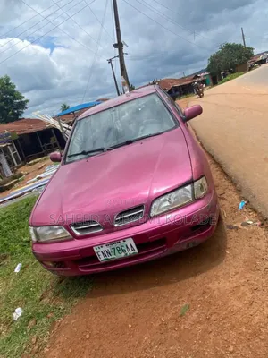 Nissan Primera Break Automatic 2003 Pink