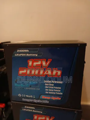 Fairly Used 12V 200Ah LiFePO4 Deep Cycle Inverter Batteries