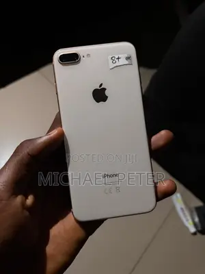Apple iPhone 8 Plus 64 GB White