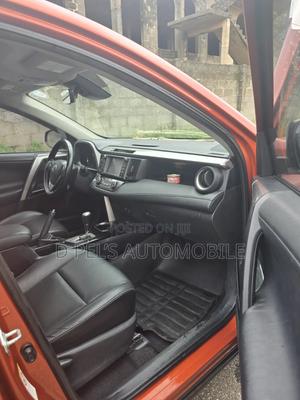 Toyota RAV4 2016 Orange