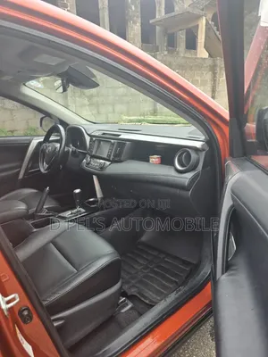 Toyota RAV4 2016 Orange