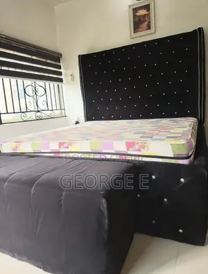 6×6 Luxury Bed Frame With Ottoman