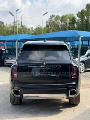 Rolls-Royce Cullinan Base 2021 Black