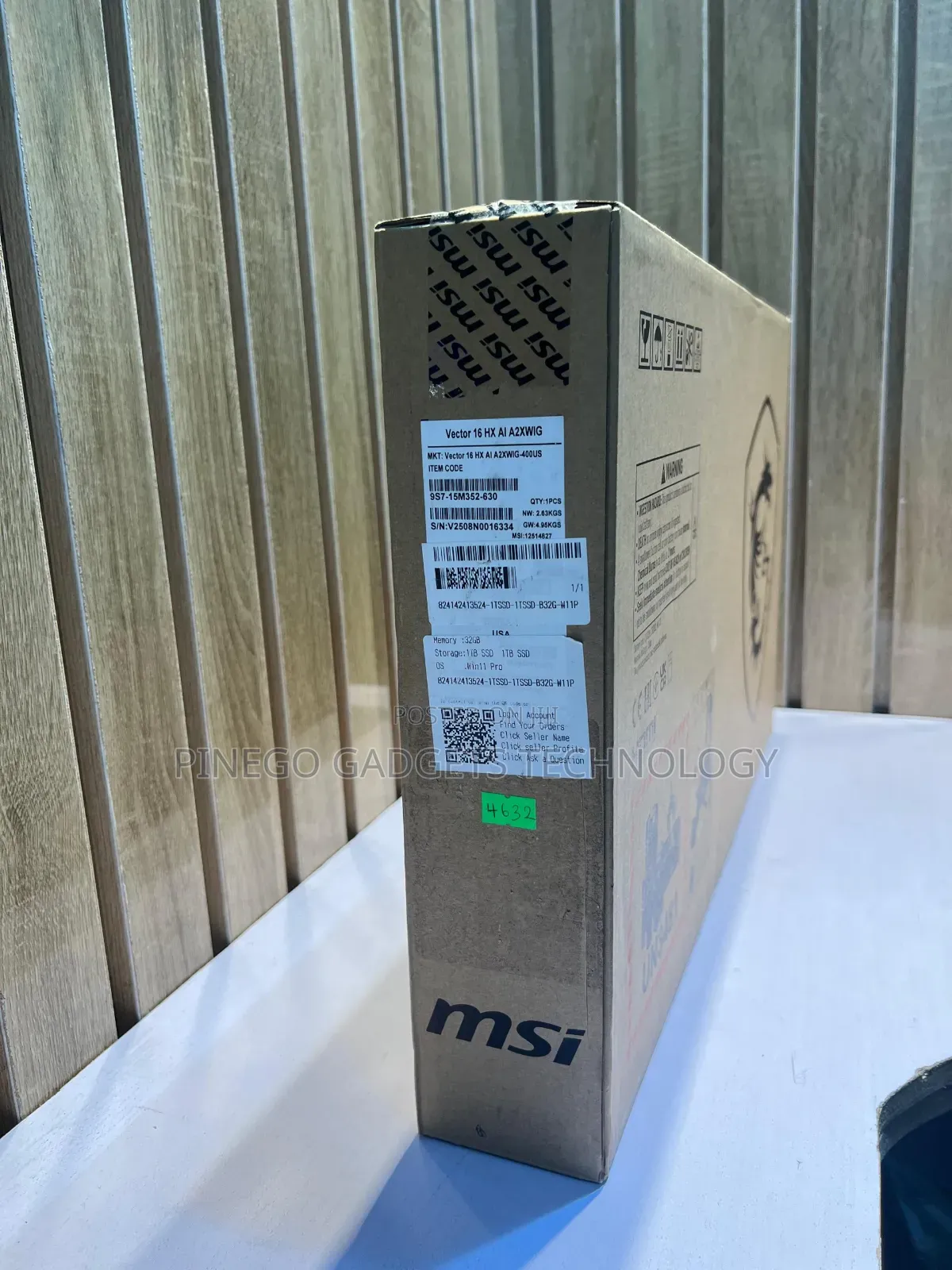 New Laptop MSI Vector 16 HX AI A2XWIG 32GB Intel Core Ultra 9 SSD 2T