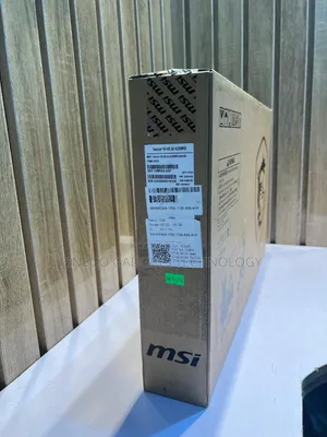 New Laptop MSI Vector 16 HX AI A2XWIG 32GB Intel Core Ultra 9 SSD 2T
