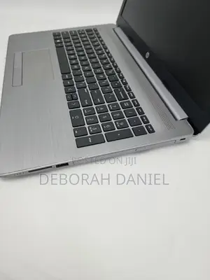 Laptop HP 255 4GB Intel Core i5 SSD 256GB