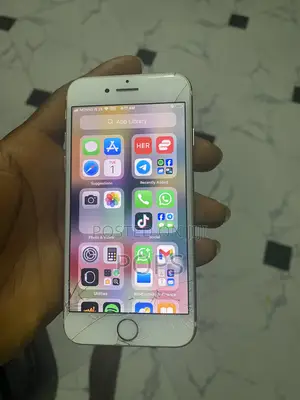 Apple iPhone 7 32 GB Gold