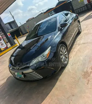 Toyota Camry 2017 Black