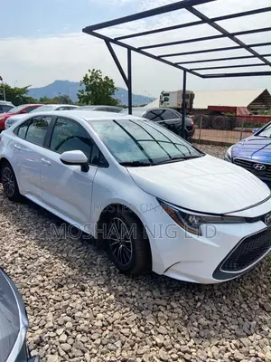 Toyota Corolla 2020 White