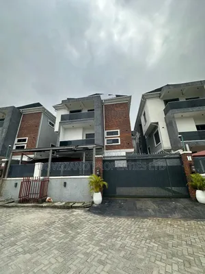 5bdrm Duplex in Ikate for sale
