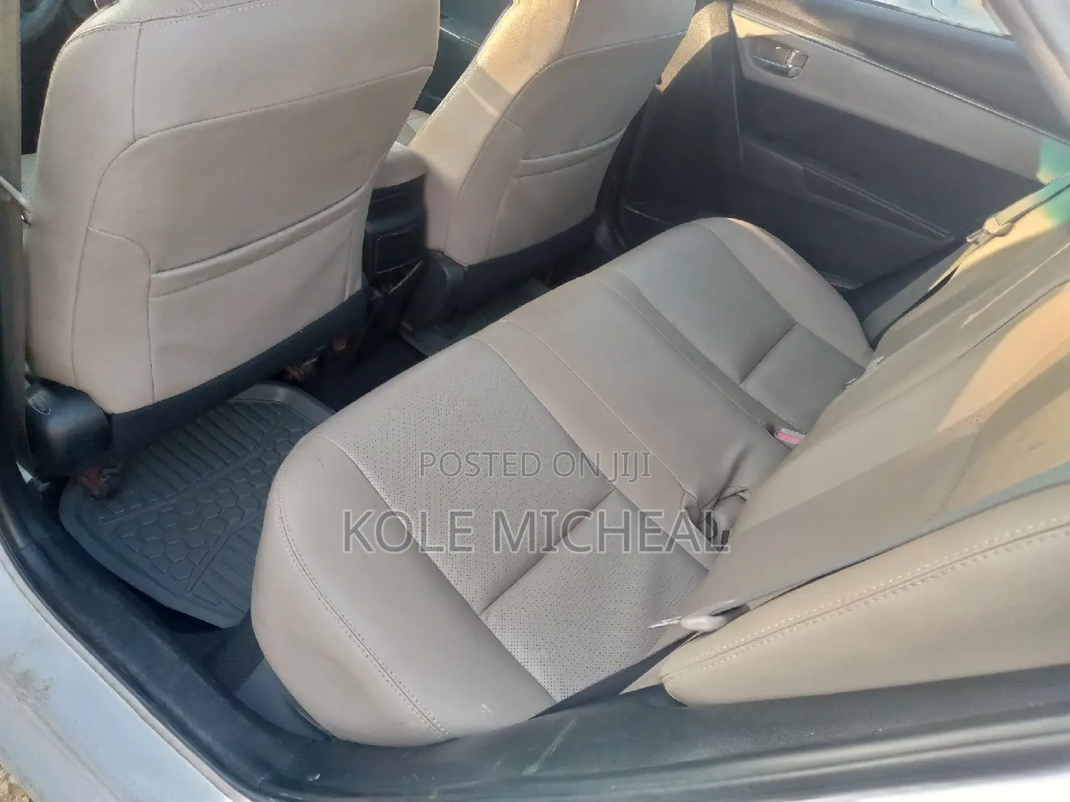 Toyota Corolla 2015 White