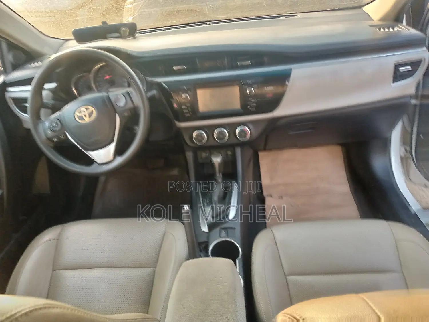 Toyota Corolla 2015 White