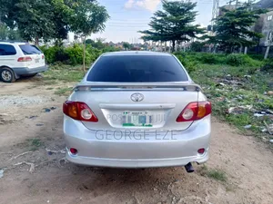 Toyota Corolla 2009 Silver