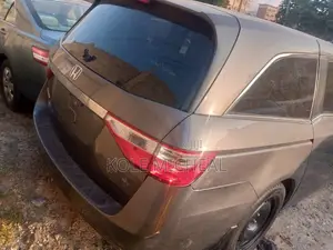 Honda Odyssey 2012 Gray