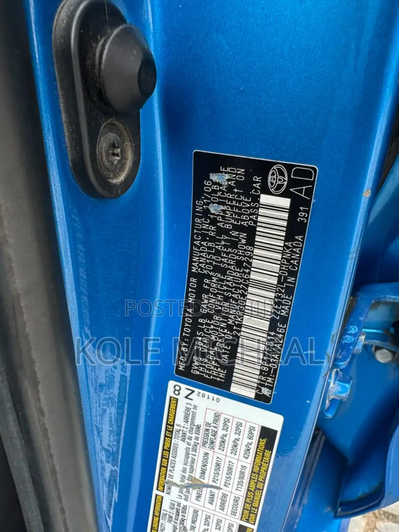Toyota Matrix 2006 Blue