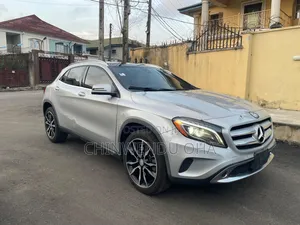 Mercedes-Benz GLC-Class 2017 Silver
