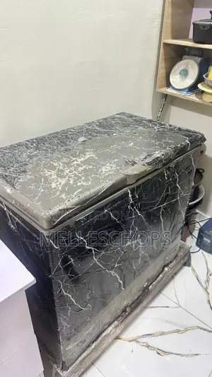 203L Thermocool Deep Freezer – Good Working Condition | Clean&Spacious