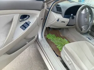 Toyota Camry 2007 Gold