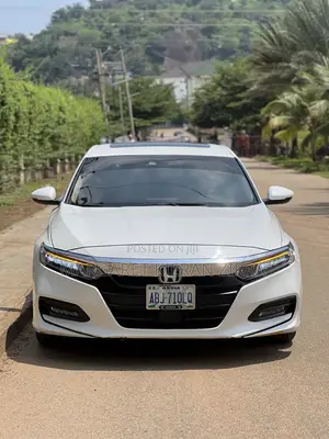 Honda Accord 2018 White