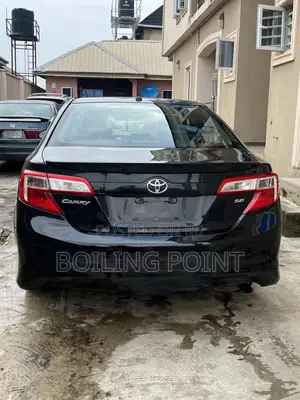 Toyota Camry SE 4dr Sedan (2.5L 4cyl 6A) 2012 Black