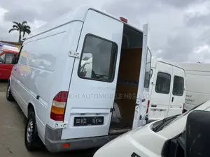 Mercedes-Benz Sprinter 2006 White