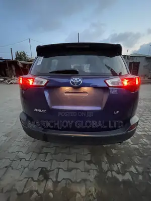 Toyota RAV4 LE 4dr SUV AWD (2.5L 4cyl 6A) 2014 Blue