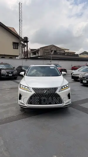 Lexus RX 2021 White