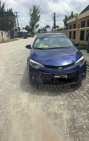 Toyota Corolla S Premium 4dr Sedan (1.8L 4cyl CVT) 2015 Blue