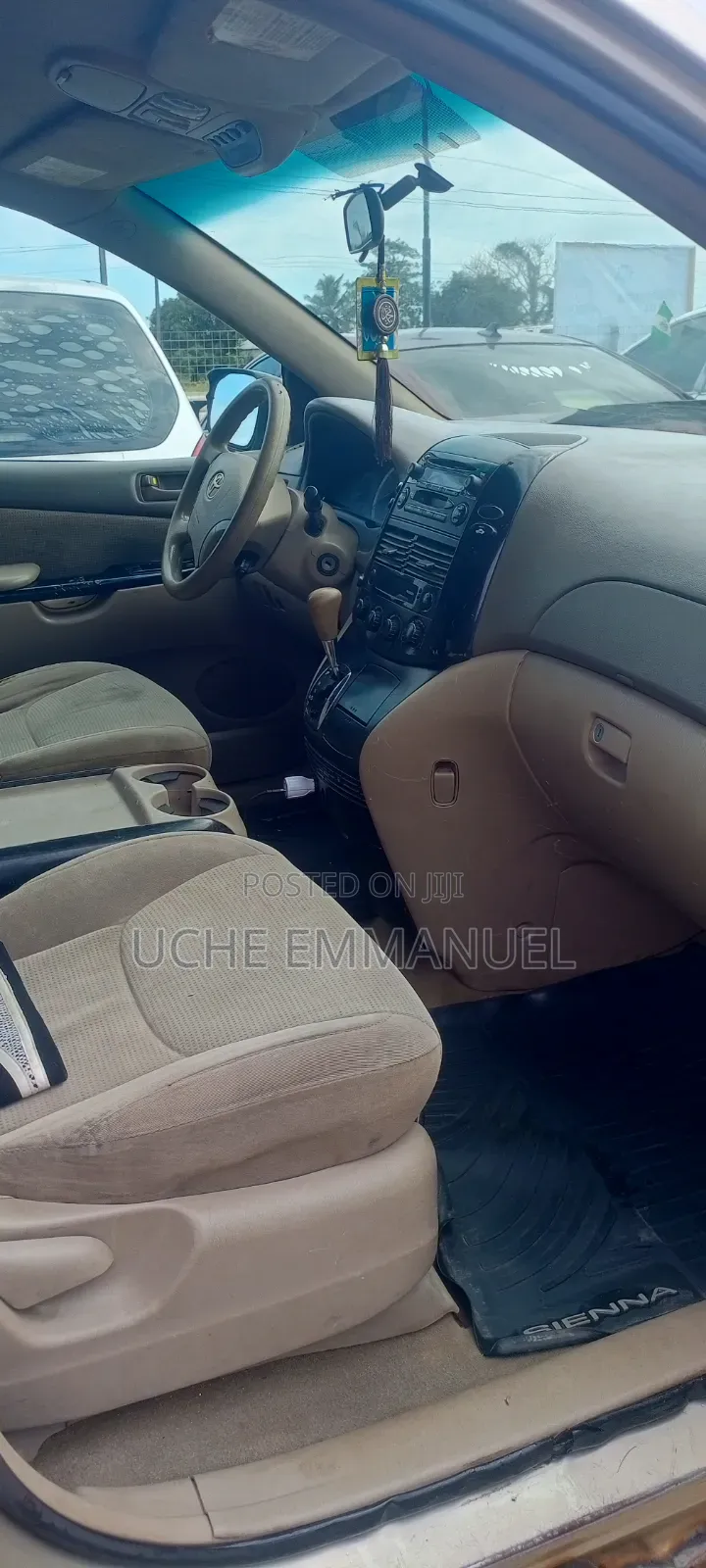 Toyota Sienna 2009